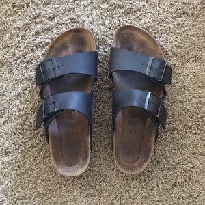 Black Arizona Birkenstocks